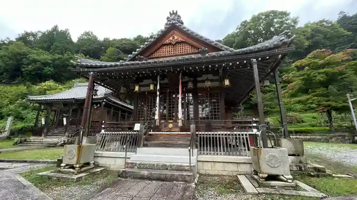 意冨布良神社の本殿・本堂