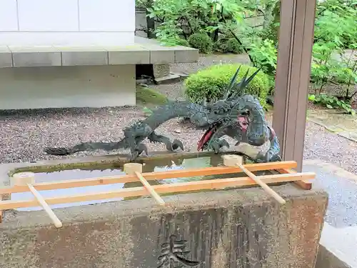 天孫神社の手水舎
