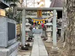 高円寺氷川神社の鳥居