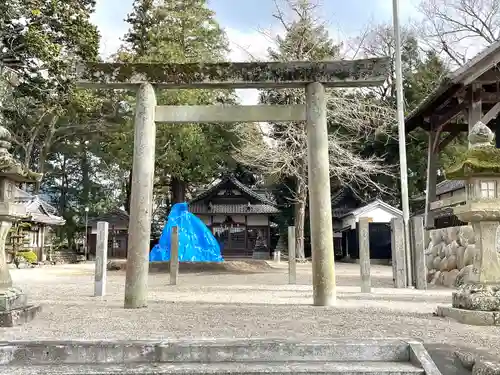 植木神社の鳥居