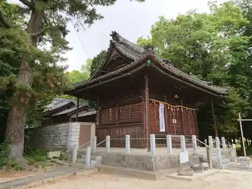 神明社（下町七長）の本殿・本堂