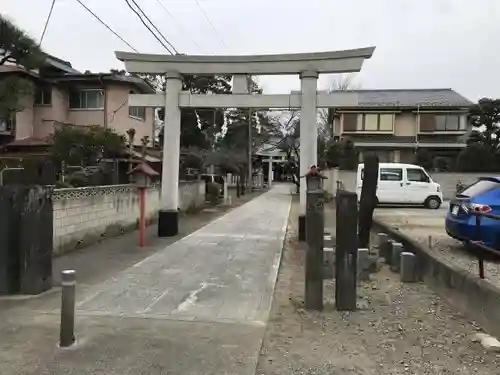 半田稲荷神社の鳥居