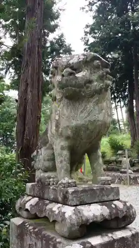 一宮浅間神社の狛犬