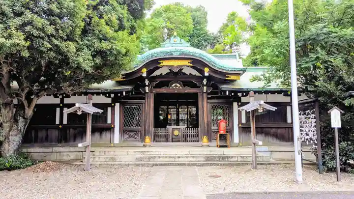 白金氷川神社の本殿・本堂