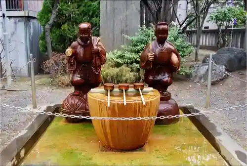 亀戸 香取神社の像