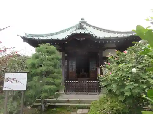 収玄寺の本殿・本堂