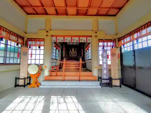 坂庭神社（多気東町）の本殿・本堂