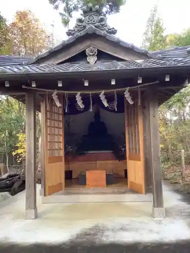 玉野御嶽神社の末社・摂社