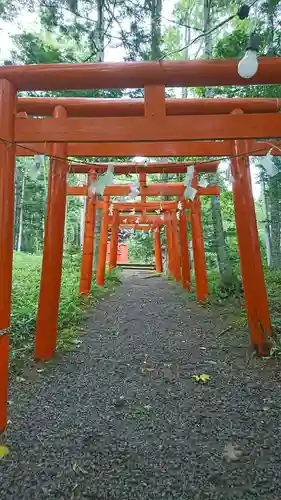 阿寒湖稲荷神社の鳥居