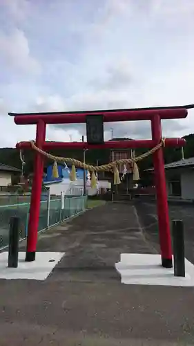 八幡神社の鳥居