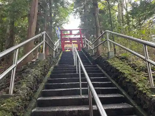 新屋山神社(山梨県)