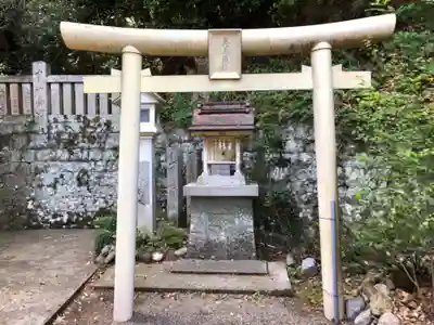 葛城神社の末社・摂社