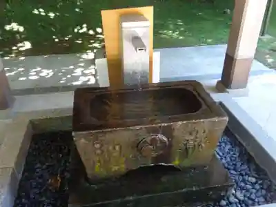 富岡八幡宮の手水舎