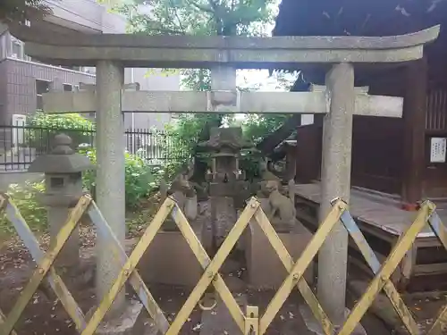 瀧泉寺（目黒不動尊）の鳥居