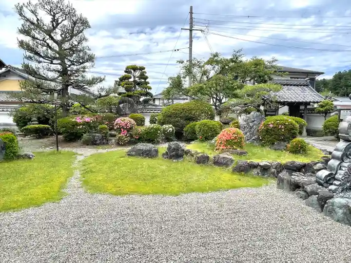 仲明寺(滋賀県)