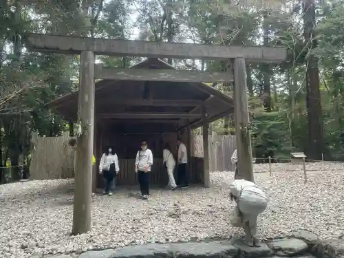 風日祈宮（皇大神宮別宮）の{uncategorized: "未分類", other: "その他", undefined: "問題あり", building: "その他建物", grave: "お墓", sacred_gate: "鳥居", guardian: "狛犬", statue: "像", buddha: "仏像", history: "歴史", nature: "自然", garden: "庭園", animal: "動物", pagoda: "塔", temizu: "手水舎", mountain_gate: "山門・神門", sanctuary: "本殿・本堂", subordinate: "末社・摂社", art: "芸術", scenery: "景色", jizo: "地蔵", ema: "絵馬", goshuin: "御朱印", omikuji: "おみくじ", items: "授与品その他", amulet: "お守り", goshuincho: "御朱印帳", eats: "食事", festival: "お祭り", votive_dance: "神楽", shichigosan: "七五三参", wedding: "結婚式", experience: "体験その他", initially: "初詣", around: "周辺", anti_infection: "感染症対策"}