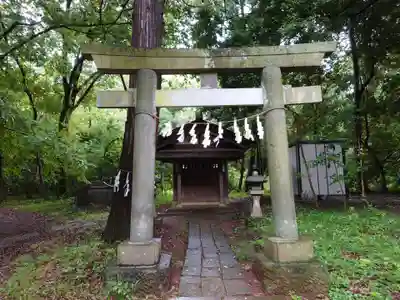 鳩峯八幡神社の末社・摂社