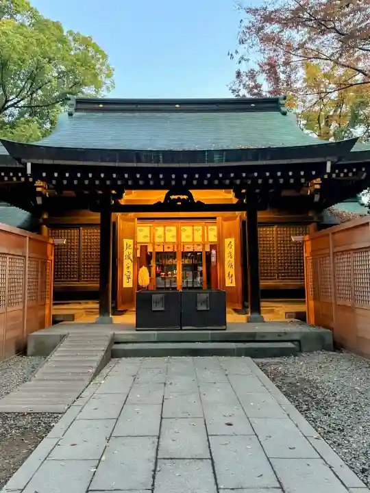 川越氷川神社の{uncategorized: "未分類", other: "その他", undefined: "問題あり", building: "その他建物", grave: "お墓", sacred_gate: "鳥居", guardian: "狛犬", statue: "像", buddha: "仏像", history: "歴史", nature: "自然", garden: "庭園", animal: "動物", pagoda: "塔", temizu: "手水舎", mountain_gate: "山門・神門", sanctuary: "本殿・本堂", subordinate: "末社・摂社", art: "芸術", scenery: "景色", jizo: "地蔵", ema: "絵馬", goshuin: "御朱印", omikuji: "おみくじ", items: "授与品その他", amulet: "お守り", goshuincho: "御朱印帳", eats: "食事", festival: "お祭り", votive_dance: "神楽", shichigosan: "七五三参", wedding: "結婚式", experience: "体験その他", initially: "初詣", around: "周辺", anti_infection: "感染症対策"}