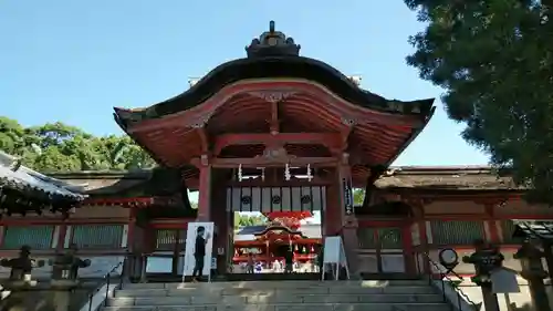 石清水八幡宮の山門・神門