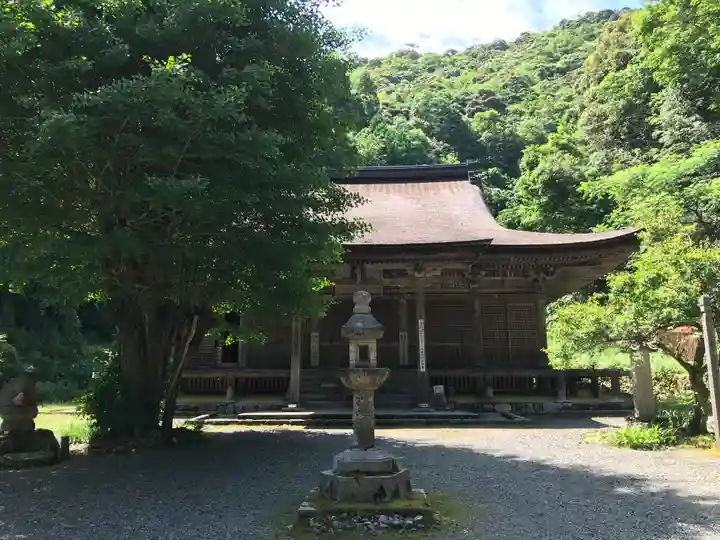 羽賀寺の本殿・本堂