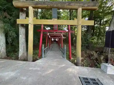 新屋山神社(山梨県)
