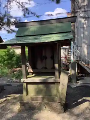 神明社(曽本神明社)の末社・摂社