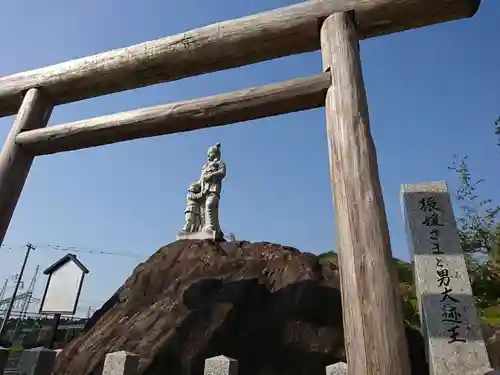 多禰神社の鳥居