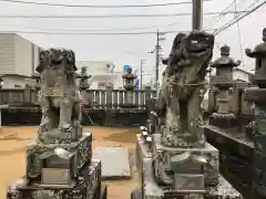 四所神社の狛犬