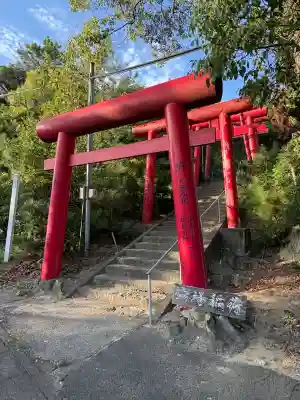 穴場稲荷の鳥居