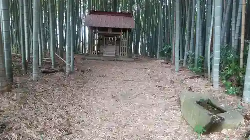 甲神社の末社