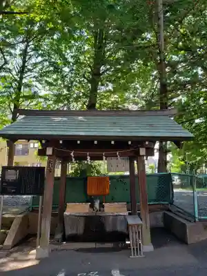諏訪神社の手水舎