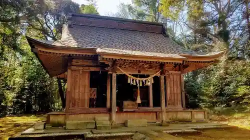 子安神社の本殿・本堂