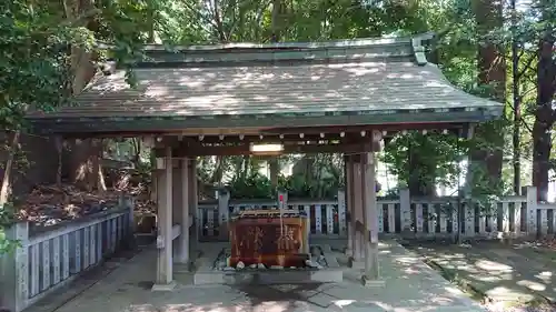 曾屋神社の手水舎