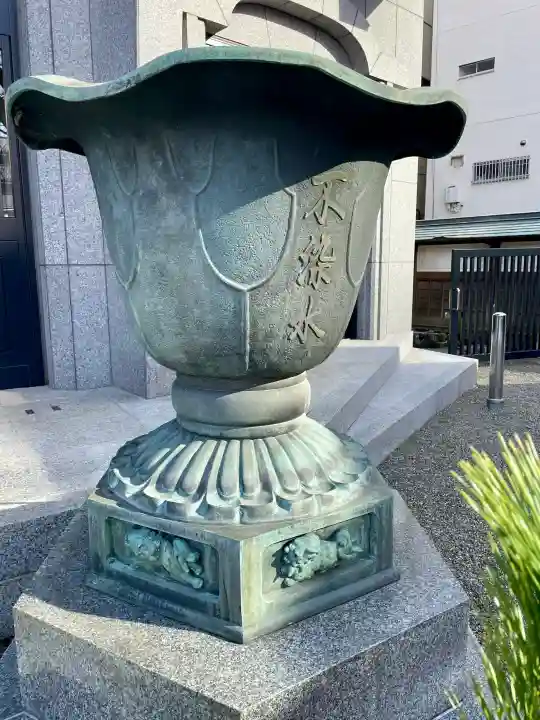 常圓寺の{uncategorized: "未分類", other: "その他", undefined: "問題あり", building: "その他建物", grave: "お墓", sacred_gate: "鳥居", guardian: "狛犬", statue: "像", buddha: "仏像", history: "歴史", nature: "自然", garden: "庭園", animal: "動物", pagoda: "塔", temizu: "手水舎", mountain_gate: "山門・神門", sanctuary: "本殿・本堂", subordinate: "末社・摂社", art: "芸術", scenery: "景色", jizo: "地蔵", ema: "絵馬", goshuin: "御朱印", omikuji: "おみくじ", items: "授与品その他", amulet: "お守り", goshuincho: "御朱印帳", eats: "食事", festival: "お祭り", votive_dance: "神楽", shichigosan: "七五三参", wedding: "結婚式", experience: "体験その他", initially: "初詣", around: "周辺", anti_infection: "感染症対策"}