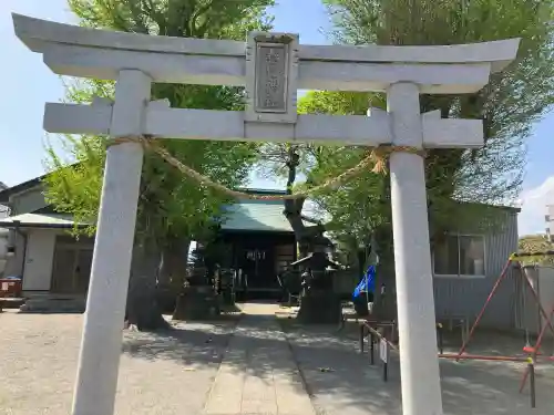 春日神社（下妙典）の{uncategorized: "未分類", other: "その他", undefined: "問題あり", building: "その他建物", grave: "お墓", sacred_gate: "鳥居", guardian: "狛犬", statue: "像", buddha: "仏像", history: "歴史", nature: "自然", garden: "庭園", animal: "動物", pagoda: "塔", temizu: "手水舎", mountain_gate: "山門・神門", sanctuary: "本殿・本堂", subordinate: "末社・摂社", art: "芸術", scenery: "景色", jizo: "地蔵", ema: "絵馬", goshuin: "御朱印", omikuji: "おみくじ", items: "授与品その他", amulet: "お守り", goshuincho: "御朱印帳", eats: "食事", festival: "お祭り", votive_dance: "神楽", shichigosan: "七五三参", wedding: "結婚式", experience: "体験その他", initially: "初詣", around: "周辺", anti_infection: "感染症対策"}