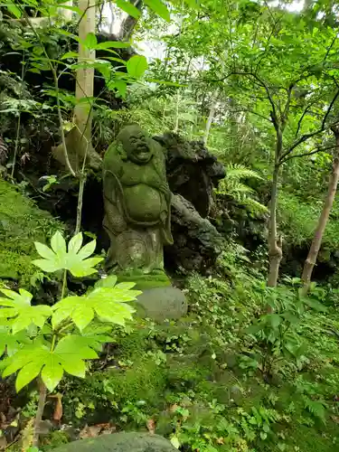 赤坂氷川神社の像