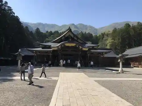 彌彦神社の本殿