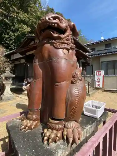 宇佐八幡宮の{uncategorized: "未分類", other: "その他", undefined: "問題あり", building: "その他建物", grave: "お墓", sacred_gate: "鳥居", guardian: "狛犬", statue: "像", buddha: "仏像", history: "歴史", nature: "自然", garden: "庭園", animal: "動物", pagoda: "塔", temizu: "手水舎", mountain_gate: "山門・神門", sanctuary: "本殿・本堂", subordinate: "末社・摂社", art: "芸術", scenery: "景色", jizo: "地蔵", ema: "絵馬", goshuin: "御朱印", omikuji: "おみくじ", items: "授与品その他", amulet: "お守り", goshuincho: "御朱印帳", eats: "食事", festival: "お祭り", votive_dance: "神楽", shichigosan: "七五三参", wedding: "結婚式", experience: "体験その他", initially: "初詣", around: "周辺", anti_infection: "感染症対策"}