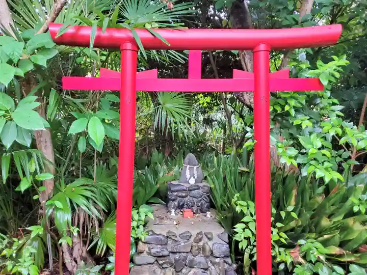 伊砂砂神社の末社・摂社