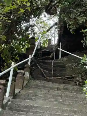 菅原神社の{uncategorized: "未分類", other: "その他", undefined: "問題あり", building: "その他建物", grave: "お墓", sacred_gate: "鳥居", guardian: "狛犬", statue: "像", buddha: "仏像", history: "歴史", nature: "自然", garden: "庭園", animal: "動物", pagoda: "塔", temizu: "手水舎", mountain_gate: "山門・神門", sanctuary: "本殿・本堂", subordinate: "末社・摂社", art: "芸術", scenery: "景色", jizo: "地蔵", ema: "絵馬", goshuin: "御朱印", omikuji: "おみくじ", items: "授与品その他", amulet: "お守り", goshuincho: "御朱印帳", eats: "食事", festival: "お祭り", votive_dance: "神楽", shichigosan: "七五三参", wedding: "結婚式", experience: "体験その他", initially: "初詣", around: "周辺", anti_infection: "感染症対策"}