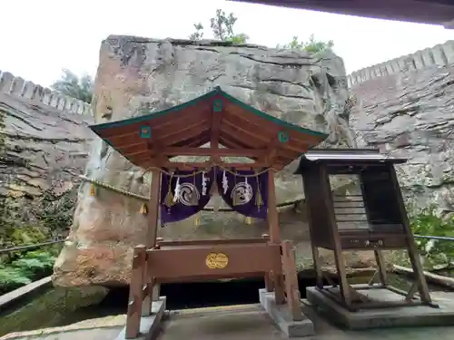 生石神社の本殿・本堂