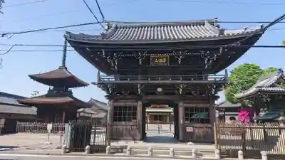 観音寺の山門・神門