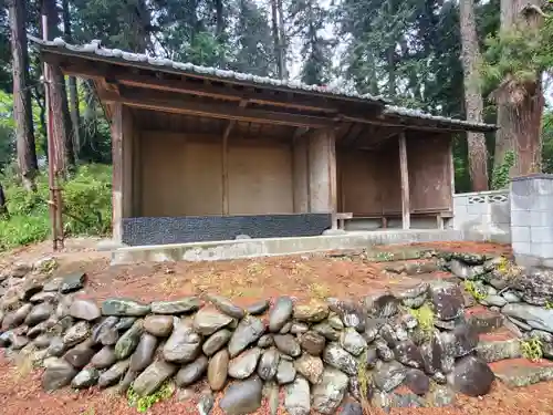 笹森稲荷神社の建物その他