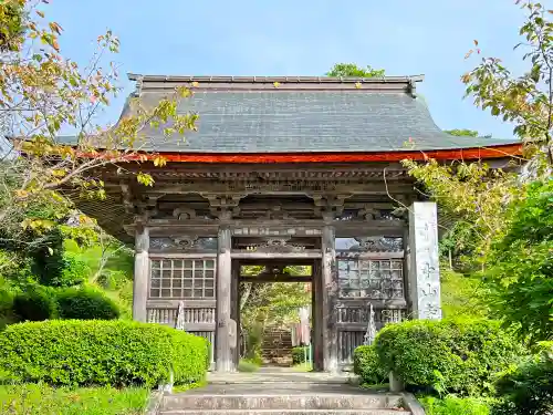 中山寺の山門