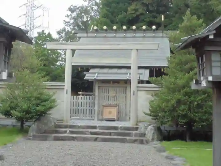 〇山神社の本殿・本堂