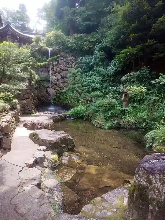 伊奈波神社の庭園
