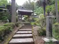龍穏寺の山門・神門