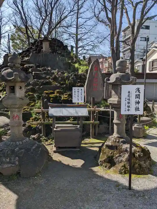 清瀧神社の末社・摂社