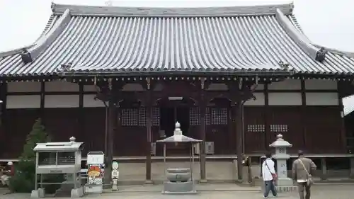 吉祥寺の本殿・本堂