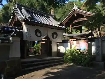 西念寺の山門・神門